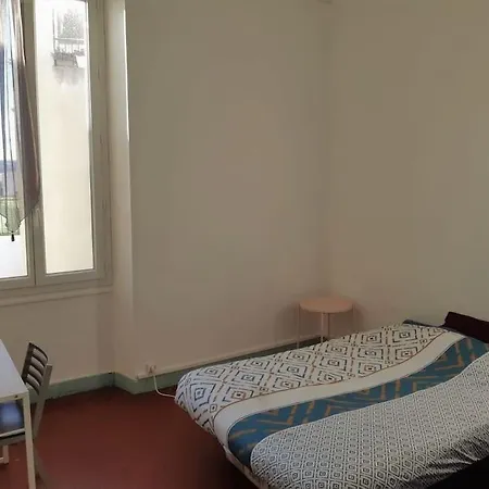 Bed and breakfast La Colocation Du Parc Longchamp *